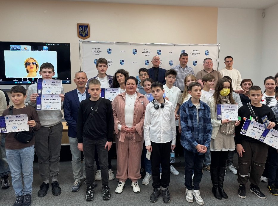 У Державному університеті інтелектуальних технологій і зв'яку відбувся конкурс «Science Skills Booster SUITT 2025»