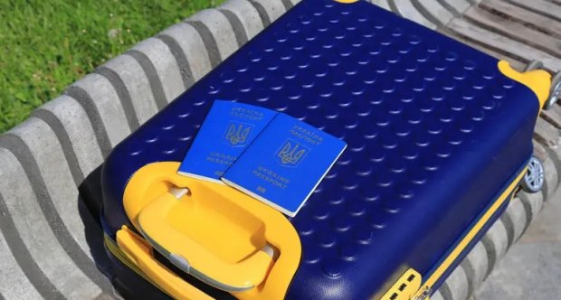 Питання щодо продовження правового статусу українських біженців у ЄС планують обговорити в червні