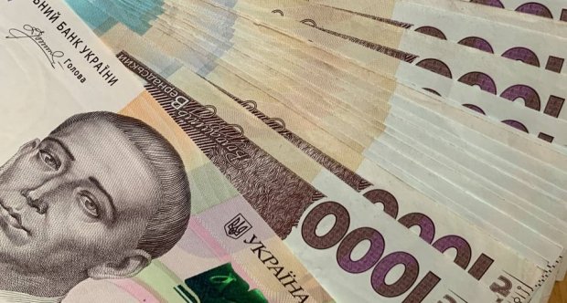 ПриватБанк без попереджень закриває рахунки й не віддає гроші