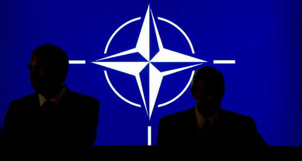 Politico: Вашингтон розглядає виведення третини військ із Європи