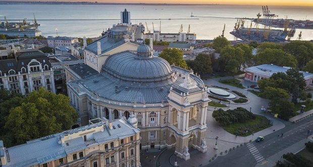 Верховний Суд підтвердив незаконність передачі землі під АЗС в Одесі