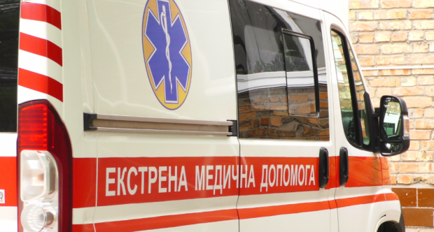 Одеські медики екстреної допомоги врятували чоловіка після трьох зупинок серця поспіль
